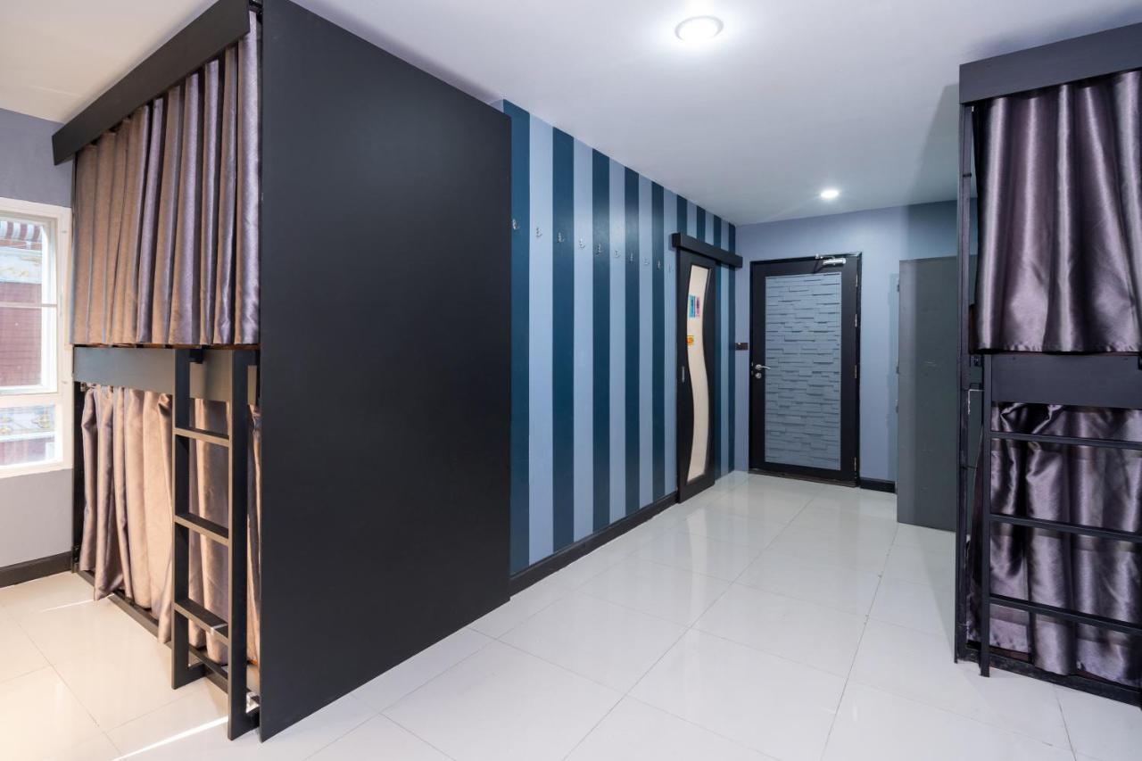 Black Pantera Hostel Patong Exterior photo